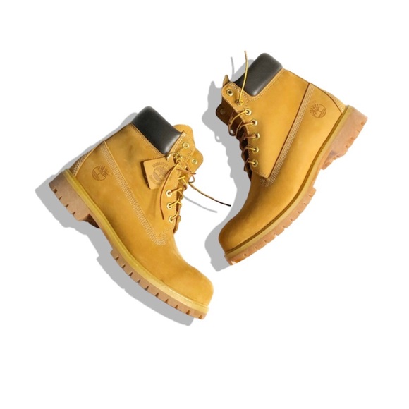 Urban Outfitters x Timberland Premium 6 Inch Waterproof Classic Work Boots - Picture 2 of 11
